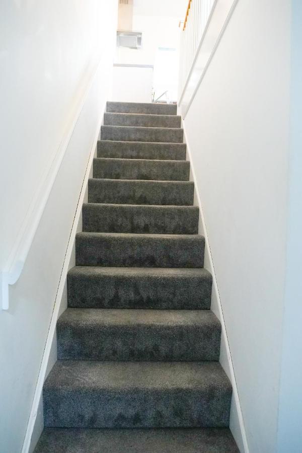 Stunning Two-Bedroom Apartment At A3Ree, Free Parking, Near Cribbs Causeway Mall Bristol Esterno foto