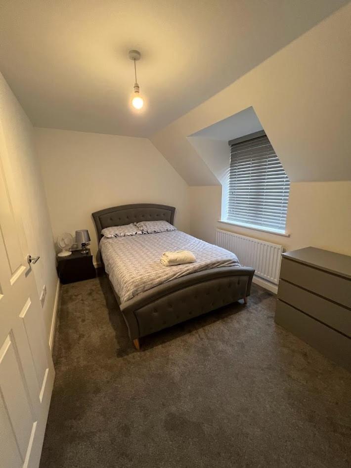 Stunning Two-Bedroom Apartment At A3Ree, Free Parking, Near Cribbs Causeway Mall Bristol Camera foto